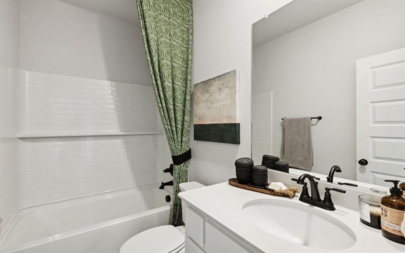 527 Forest Haven Boulevard, Van Alstyne, TX 75495, 4 Habitaciones Habitaciones , ,2 BañosBaños,Residential,En Venta,527 Forest Haven Boulevard,20961606