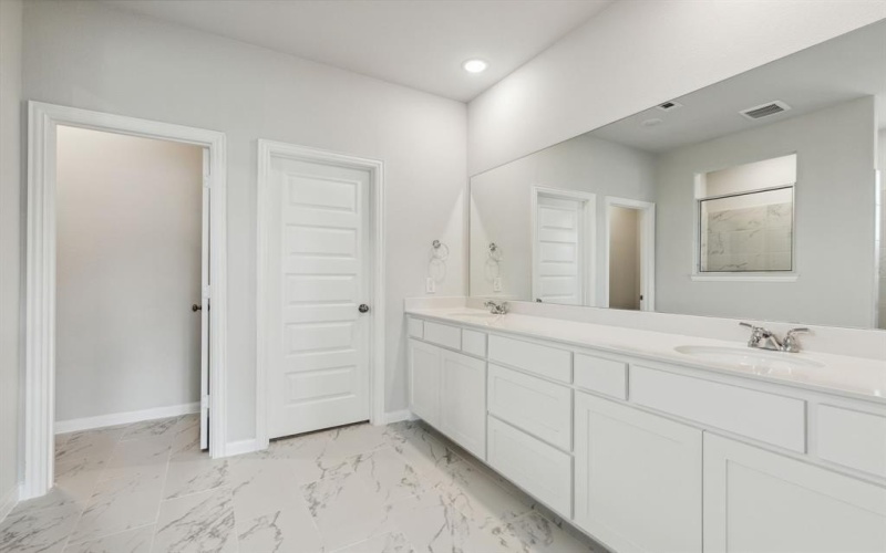 1426 Red Clover Avenue, Van Alstyne, TX 75495, 3 Habitaciones Habitaciones , ,2 BañosBaños,Residential,En Venta,1426 Red Clover Avenue,20961646