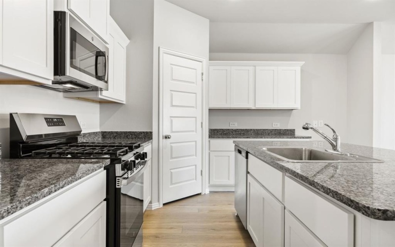 520 Stone Hollow Drive, Van Alstyne, TX 75495, 4 Habitaciones Habitaciones , ,2 BañosBaños,Residential,En Venta,520 Stone Hollow Drive,20961698