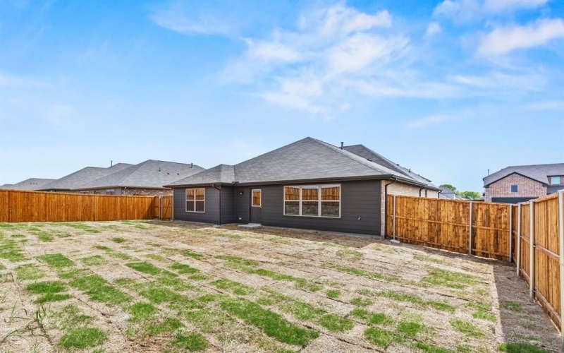 520 Stone Hollow Drive, Van Alstyne, TX 75495, 4 Habitaciones Habitaciones , ,2 BañosBaños,Residential,En Venta,520 Stone Hollow Drive,20961698