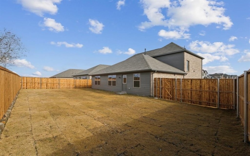 523 Forest Haven Drive, Van Alstyne, TX 75495, 4 Habitaciones Habitaciones , ,3 BañosBaños,Residential,En Venta,523 Forest Haven Drive,20961722
