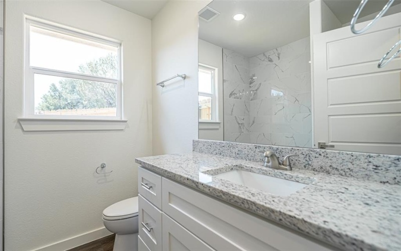 5201 Little Rock Road, Granbury, TX 76048, 3 Habitaciones Habitaciones , ,2 BañosBaños,Residential,En Venta,5201 Little Rock Road,20962006