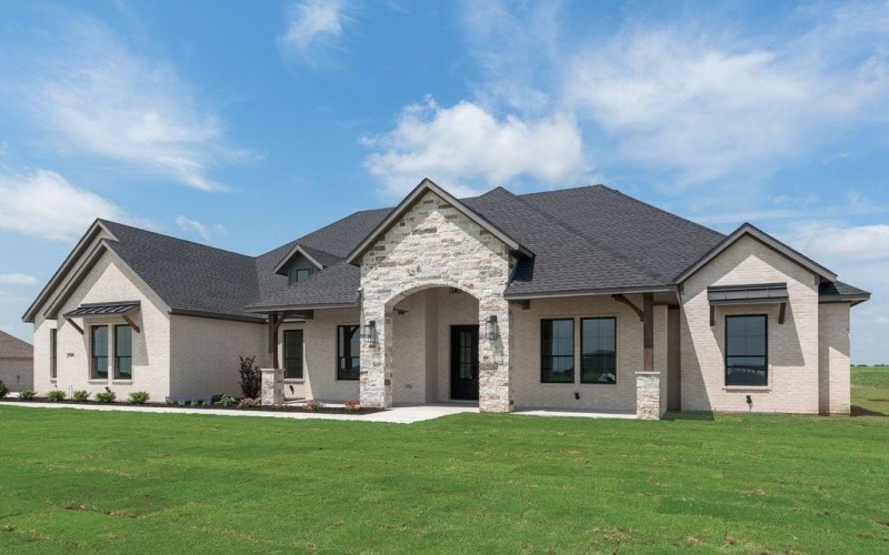 160 Maci Drive, Waxahachie, TX 75167, 4 Bedrooms Bedrooms, ,3 BathroomsBathrooms,Residential,For Sale,160 Maci Drive,20962077