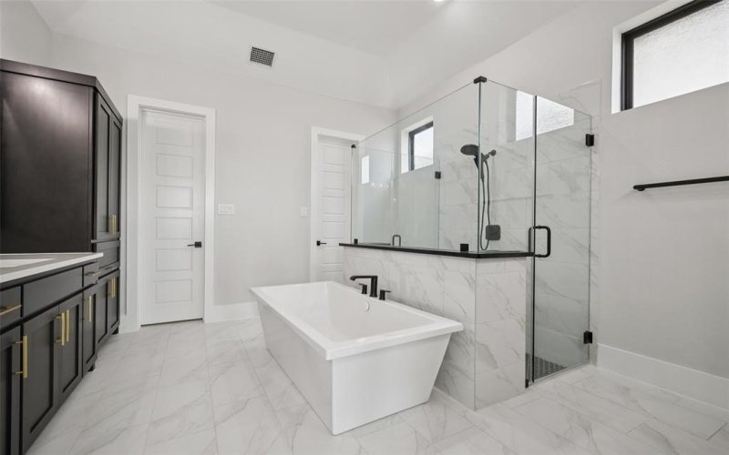 10787 Leake Lane, Frisco, TX 75035, 5 Habitaciones Habitaciones , ,6 BañosBaños,Residential,En Venta,10787 Leake Lane,20962104