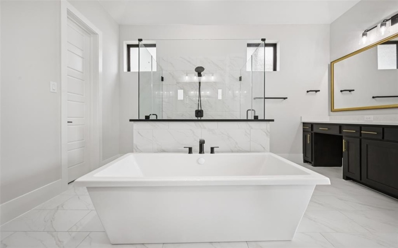 10787 Leake Lane, Frisco, TX 75035, 5 Habitaciones Habitaciones , ,6 BañosBaños,Residential,En Venta,10787 Leake Lane,20962104
