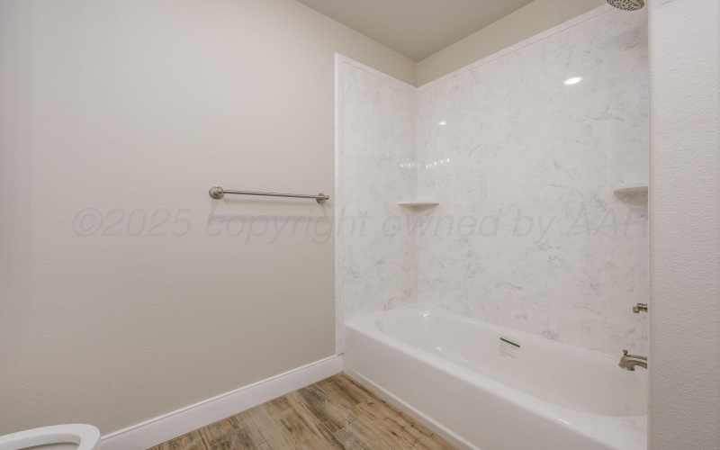 505 Pratt Street, Claude, TX 79019, 3 Bedrooms Bedrooms, ,2 BathroomsBathrooms,Residential,For Sale,505 Pratt Street,0,25-3206
