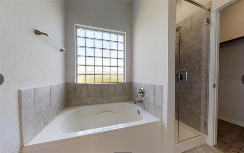 5742 Foggy Lagoon Drive, Waco, TX 76708, 5 Habitaciones Habitaciones , ,2 BañosBaños,Residential,En Venta,5742 Foggy Lagoon Drive,20962119