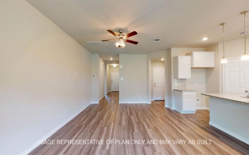 5724 Foggy Lagoon Drive, Waco, TX 76708, 3 Habitaciones Habitaciones , ,2 BañosBaños,Residential,En Venta,5724 Foggy Lagoon Drive,20962186