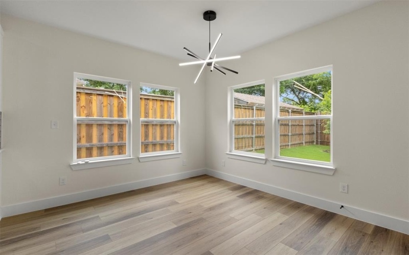 1910 Lea Crest Drive, Dallas, TX 75216, 4 Habitaciones Habitaciones , ,2 BañosBaños,Residential,En Venta,1910 Lea Crest Drive,20962197