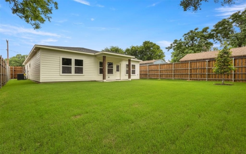 1910 Lea Crest Drive, Dallas, TX 75216, 4 Habitaciones Habitaciones , ,2 BañosBaños,Residential,En Venta,1910 Lea Crest Drive,20962197