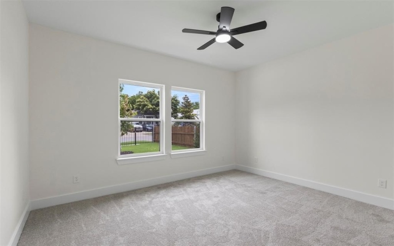 1910 Lea Crest Drive, Dallas, TX 75216, 4 Habitaciones Habitaciones , ,2 BañosBaños,Residential,En Venta,1910 Lea Crest Drive,20962197