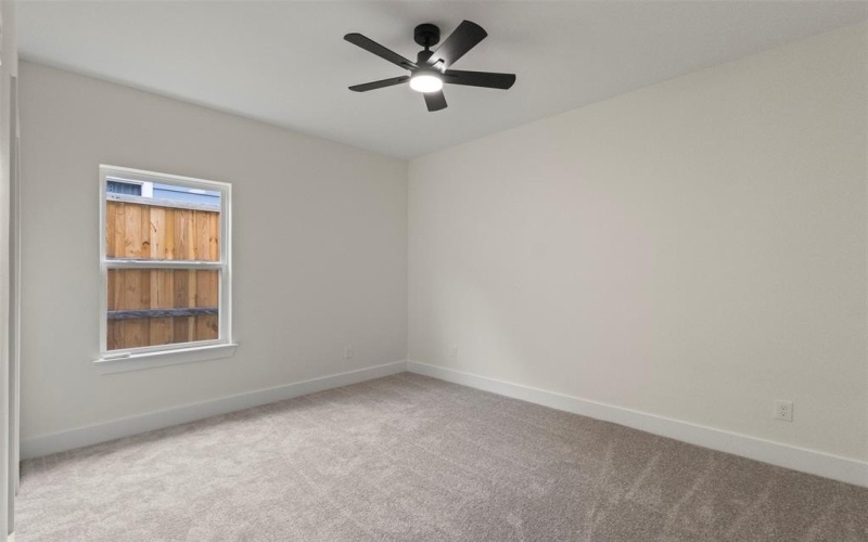 1910 Lea Crest Drive, Dallas, TX 75216, 4 Habitaciones Habitaciones , ,2 BañosBaños,Residential,En Venta,1910 Lea Crest Drive,20962197