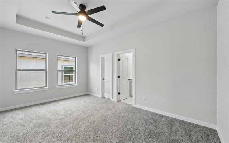 1901 Varsity Drive, Grand Prairie, TX 75051, 4 Bedrooms Bedrooms, ,3 BathroomsBathrooms,Residential,For Sale,1901 Varsity Drive,20962471