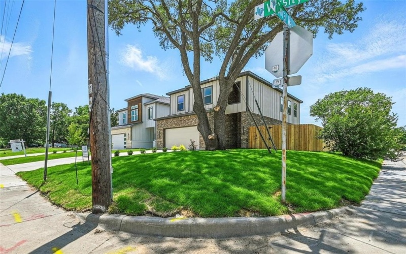 1901 Varsity Drive, Grand Prairie, TX 75051, 4 Bedrooms Bedrooms, ,3 BathroomsBathrooms,Residential,For Sale,1901 Varsity Drive,20962471