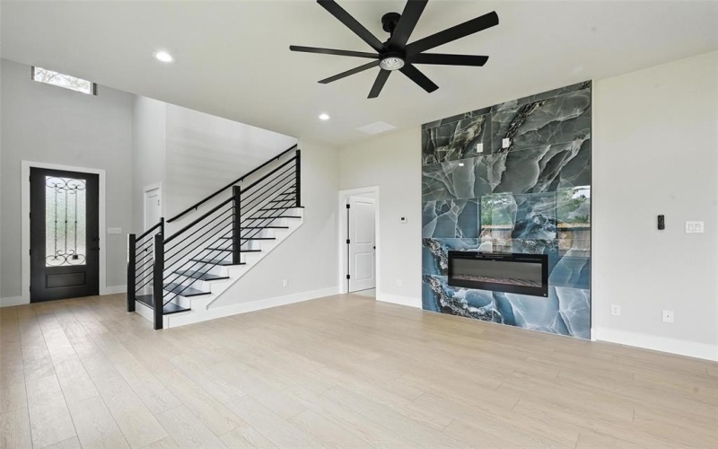 1901 Varsity Drive, Grand Prairie, TX 75051, 4 Bedrooms Bedrooms, ,3 BathroomsBathrooms,Residential,For Sale,1901 Varsity Drive,20962471