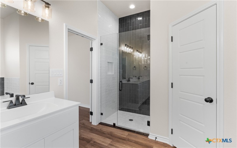 210 Creek Plum Lane, Temple, TX 76502, 4 Habitaciones Habitaciones , ,2 BañosBaños,Residential,En Venta,210 Creek Plum Lane,0,582370