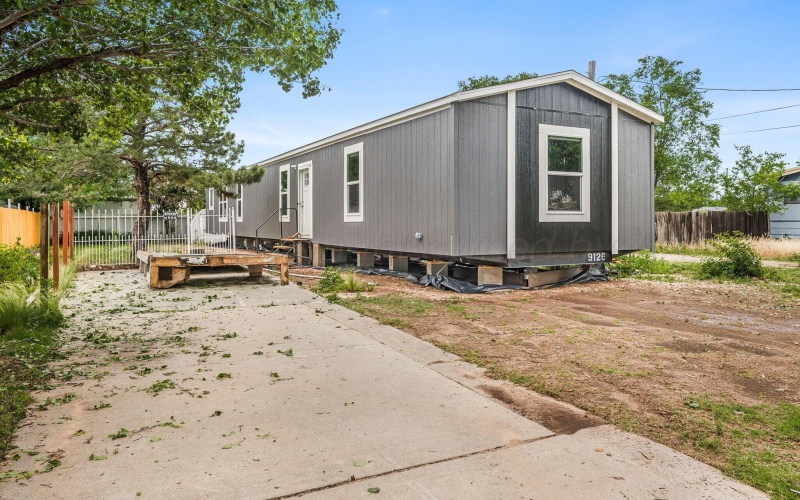 505 2ND Street, Canyon, TX 79015-3415, 3 Habitaciones Habitaciones , ,2 BañosBaños,Residential,En Venta,505 2ND Street,25-5127