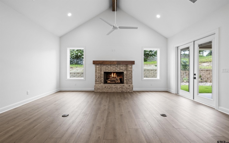 9244 Villas Court, Tyler, TX 75703, 3 Bedrooms Bedrooms, ,3 BathroomsBathrooms,Residential,For Sale,9244 Villas Court,25008710