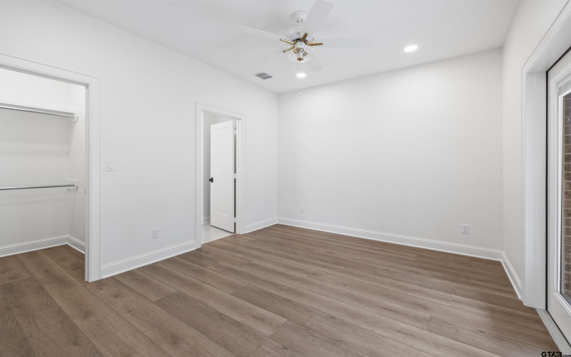 9244 Villas Court, Tyler, TX 75703, 3 Bedrooms Bedrooms, ,3 BathroomsBathrooms,Residential,For Sale,9244 Villas Court,25008710