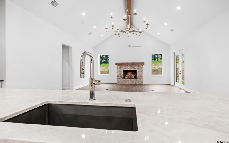 9244 Villas Court, Tyler, TX 75703, 3 Bedrooms Bedrooms, ,3 BathroomsBathrooms,Residential,For Sale,9244 Villas Court,25008710
