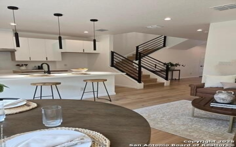 1834 Montana #201, San Antonio, TX 78203, 3 Habitaciones Habitaciones , ,2 BañosBaños,Residential,En Venta,1834 Montana,1873763