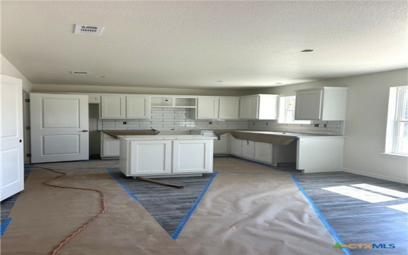 3312 Lake Road, Killeen, TX 76543, 3 Bedrooms Bedrooms, ,2 BathroomsBathrooms,Residential,For Sale,3312 Lake Road,0,582590