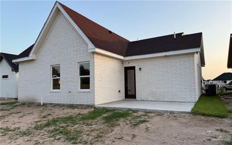 1208 E Acacia Drive, San Juan, TX 78589, 4 Habitaciones Habitaciones , ,2 BañosBaños,Residential,En Venta,1208 E Acacia Drive,472068