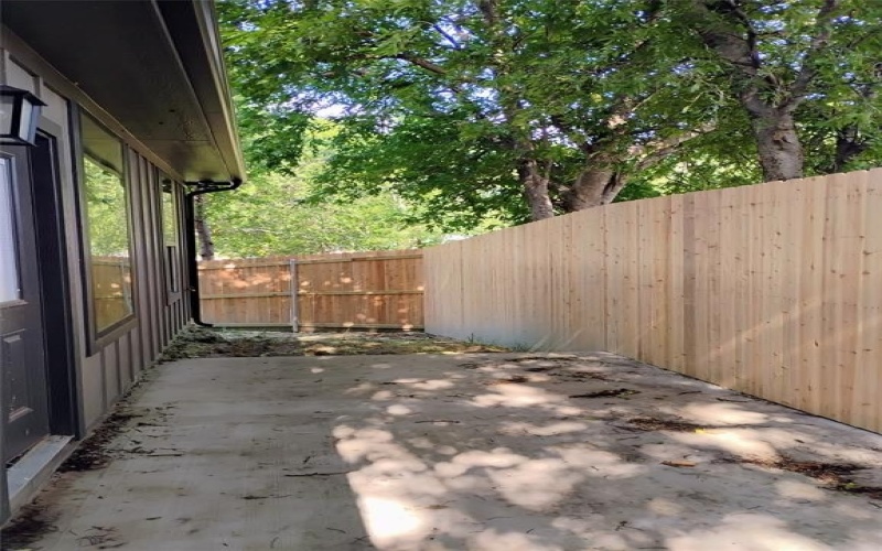 901 SW 10th Street, Mineral Wells, TX 76067, 3 Bedrooms Bedrooms, ,2 BathroomsBathrooms,Residential,For Sale,901 SW 10th Street,20953809