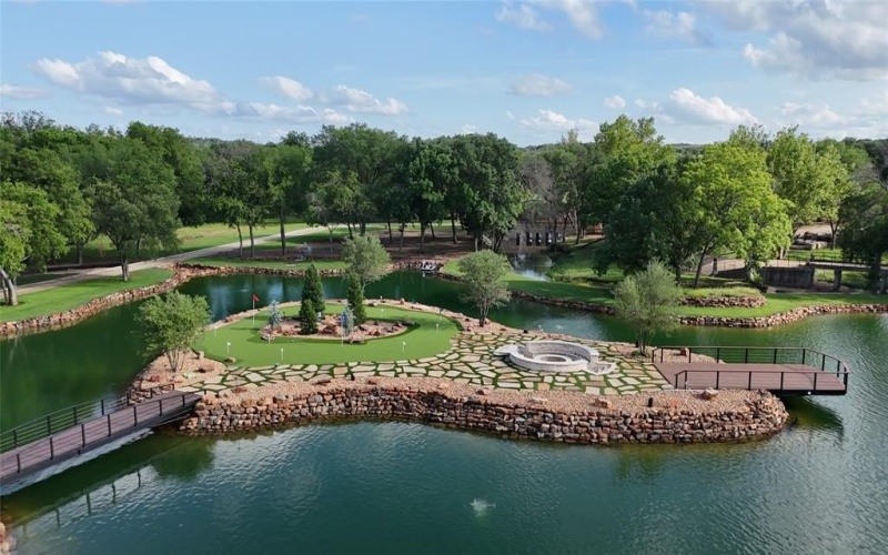 1300 Brush Creek Road, Denton, TX 76226, 5 Habitaciones Habitaciones , ,7 BañosBaños,Residential,En Venta,1300 Brush Creek Road,20957317