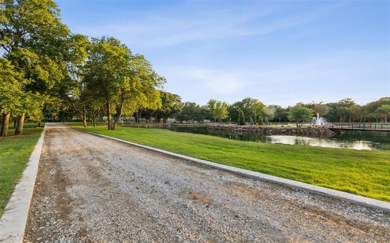 1300 Brush Creek Road, Denton, TX 76226, 5 Habitaciones Habitaciones , ,7 BañosBaños,Residential,En Venta,1300 Brush Creek Road,20957317