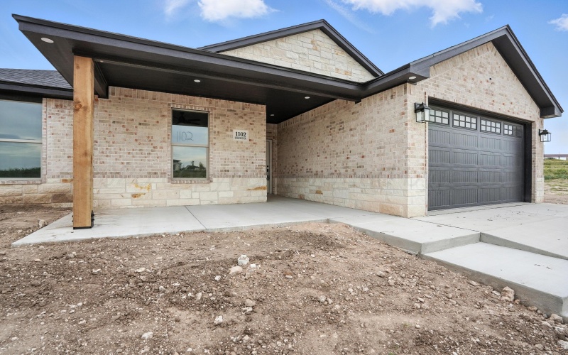 1102 Bridlewood Drive, Amarillo, TX 79124, 4 Bedrooms Bedrooms, ,2 BathroomsBathrooms,Residential,For Sale,1102 Bridlewood Drive,25-3395