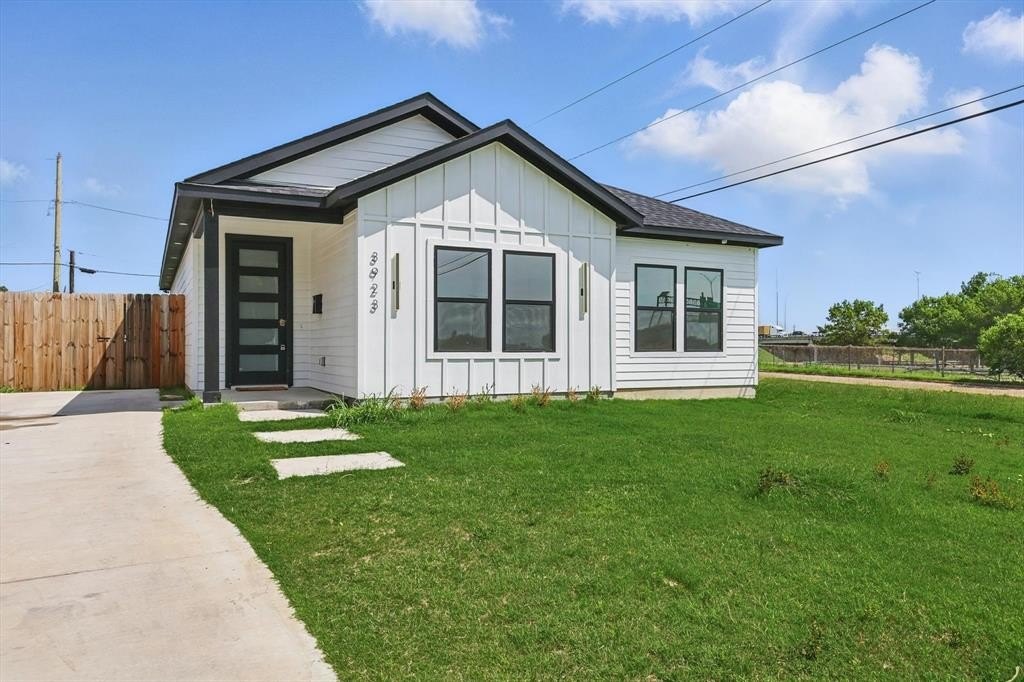 3923 Le May Avenue, Dallas, TX 75216, 4 Habitaciones Habitaciones , ,2 BañosBaños,Residential,En Venta,3923 Le May Avenue,20961113