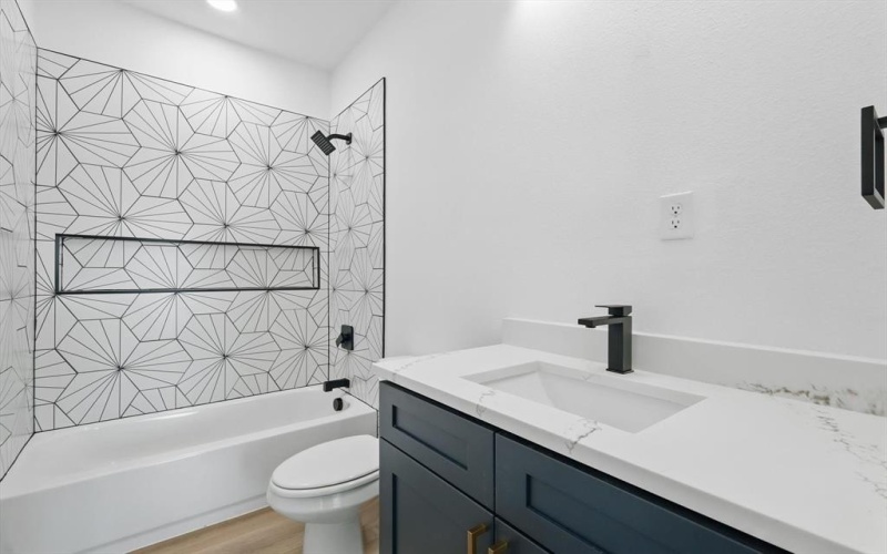 3923 Le May Avenue, Dallas, TX 75216, 4 Habitaciones Habitaciones , ,2 BañosBaños,Residential,En Venta,3923 Le May Avenue,20961113