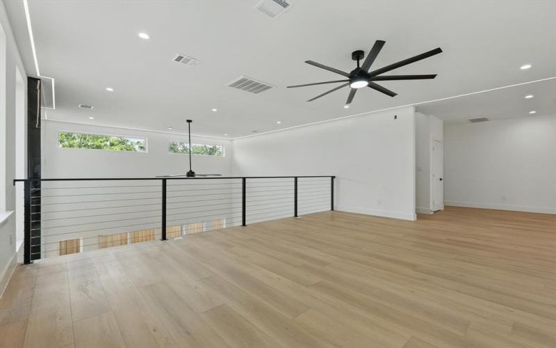 3211 Wake Street, Dallas, TX 75212, 5 Bedrooms Bedrooms, ,5 BathroomsBathrooms,Residential,For Sale,3211 Wake Street,20961188