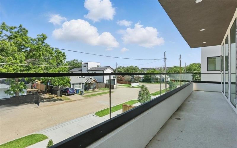 3211 Wake Street, Dallas, TX 75212, 5 Bedrooms Bedrooms, ,5 BathroomsBathrooms,Residential,For Sale,3211 Wake Street,20961188
