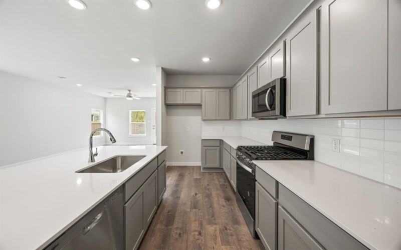 344 Sun Harvest Drive, Royse City, TX 75189, 4 Bedrooms Bedrooms, ,2 BathroomsBathrooms,Residential,For Sale,344 Sun Harvest Drive,0,20962497