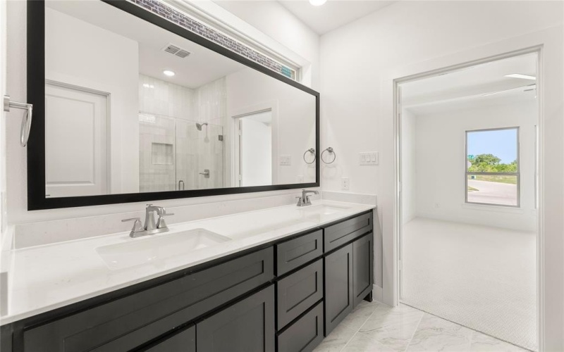 8232 Caprock Trail, Rowlett, TX 75089, 4 Bedrooms Bedrooms, ,3 BathroomsBathrooms,Residential,For Sale,8232 Caprock Trail,0,20962689