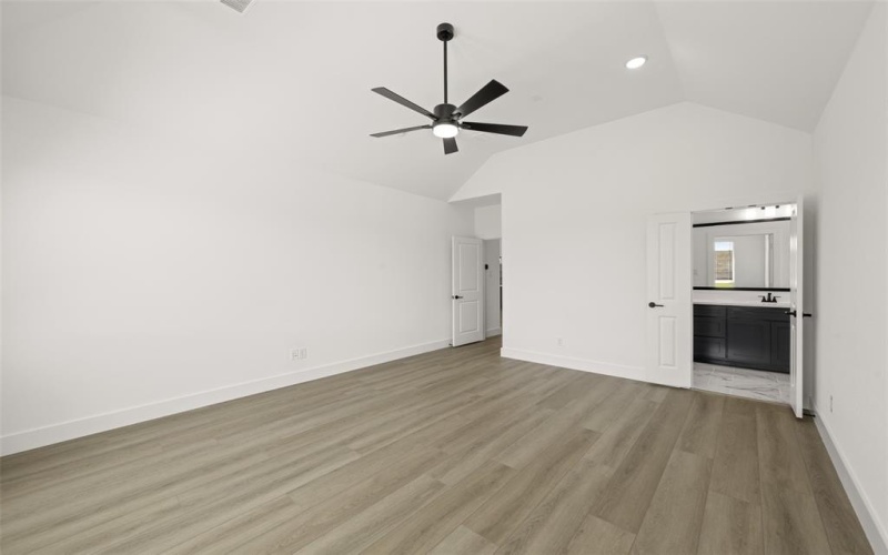 1810 Briarwood, Midlothian, TX 76065, 4 Bedrooms Bedrooms, ,3 BathroomsBathrooms,Residential,For Sale,1810 Briarwood,0,20962763