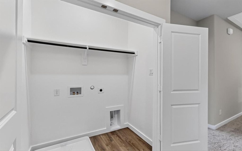 1820 Summer Aura, Mesquite, TX 75181, 3 Bedrooms Bedrooms, ,2 BathroomsBathrooms,Residential,For Sale,1820 Summer Aura,20962826