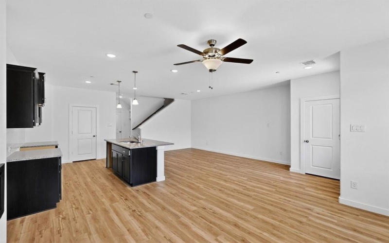 1824 Summer Aura, Mesquite, TX 75181, 3 Bedrooms Bedrooms, ,2 BathroomsBathrooms,Residential,For Sale,1824 Summer Aura,20962830