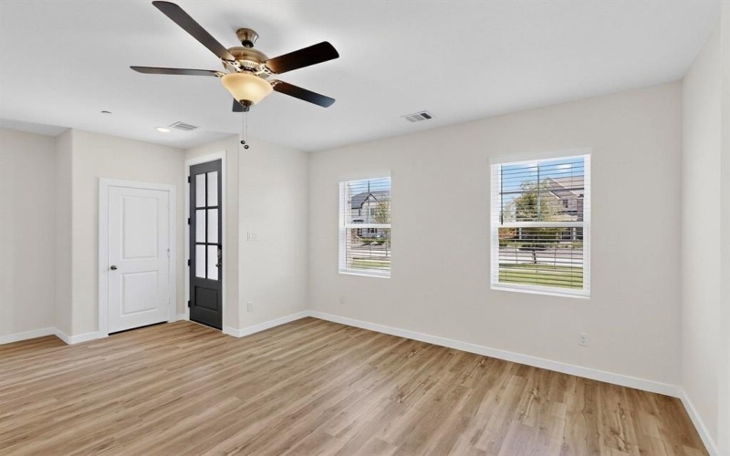 1824 Summer Aura, Mesquite, TX 75181, 3 Bedrooms Bedrooms, ,2 BathroomsBathrooms,Residential,For Sale,1824 Summer Aura,20962830