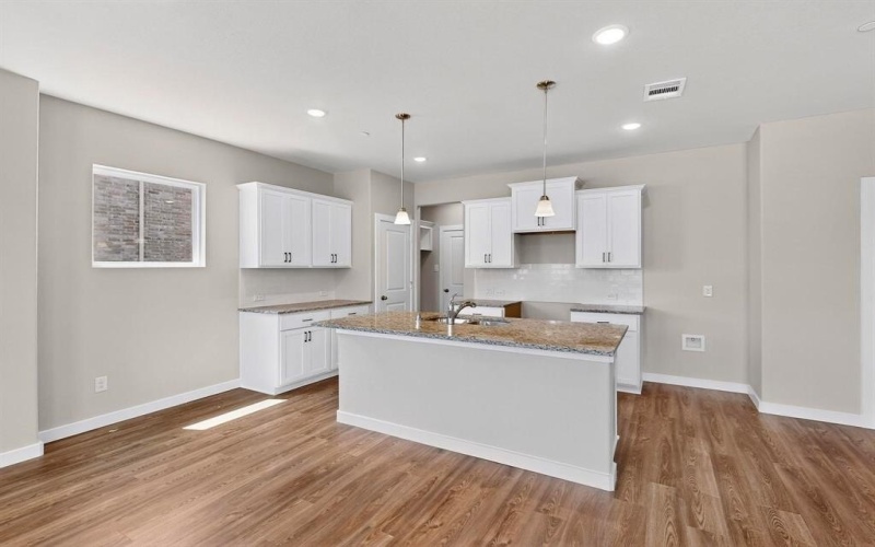 1828 Summer Aura, Mesquite, TX 75181, 3 Bedrooms Bedrooms, ,2 BathroomsBathrooms,Residential,For Sale,1828 Summer Aura,20962838