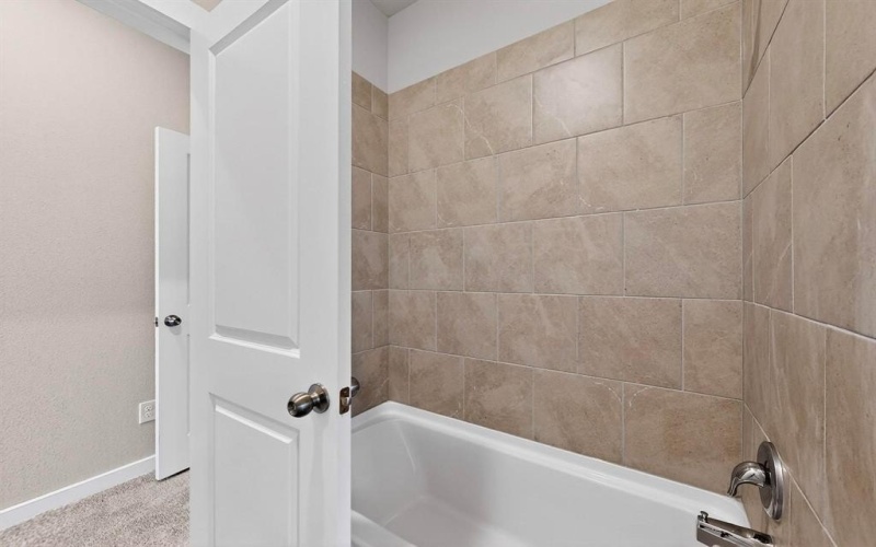 1828 Summer Aura, Mesquite, TX 75181, 3 Bedrooms Bedrooms, ,2 BathroomsBathrooms,Residential,For Sale,1828 Summer Aura,20962838