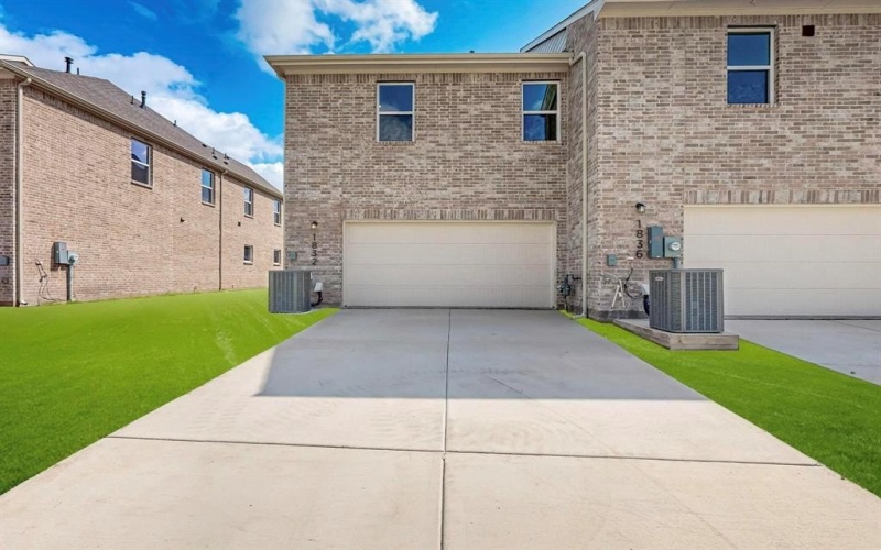 1832 Summer Aura, Mesquite, TX 75181, 3 Bedrooms Bedrooms, ,2 BathroomsBathrooms,Residential,For Sale,1832 Summer Aura,20962841