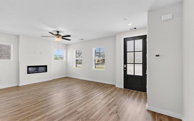 1832 Summer Aura, Mesquite, TX 75181, 3 Bedrooms Bedrooms, ,2 BathroomsBathrooms,Residential,For Sale,1832 Summer Aura,20962841