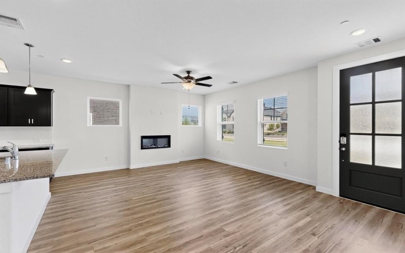 1832 Summer Aura, Mesquite, TX 75181, 3 Bedrooms Bedrooms, ,2 BathroomsBathrooms,Residential,For Sale,1832 Summer Aura,20962841