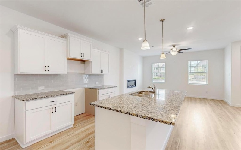 1836 Summer Aura, Mesquite, TX 75181, 3 Bedrooms Bedrooms, ,2 BathroomsBathrooms,Residential,For Sale,1836 Summer Aura,20962845