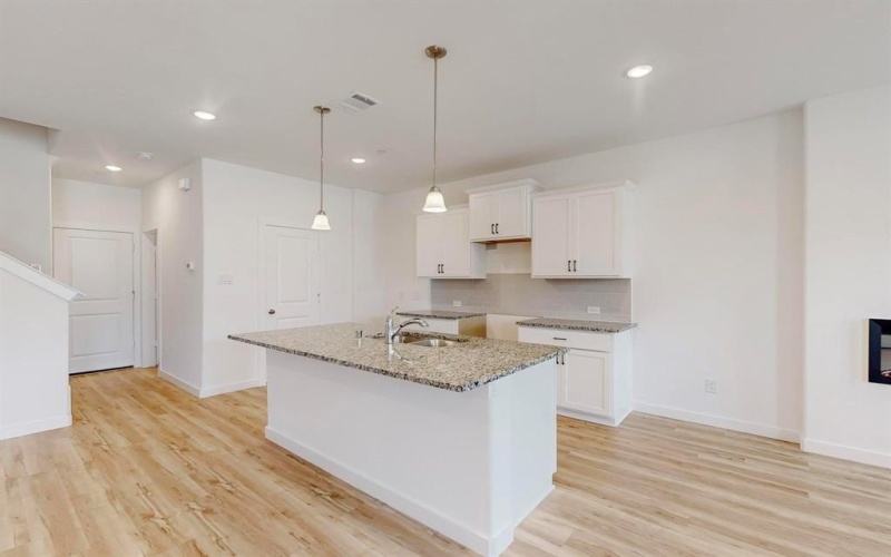 1836 Summer Aura, Mesquite, TX 75181, 3 Bedrooms Bedrooms, ,2 BathroomsBathrooms,Residential,For Sale,1836 Summer Aura,20962845