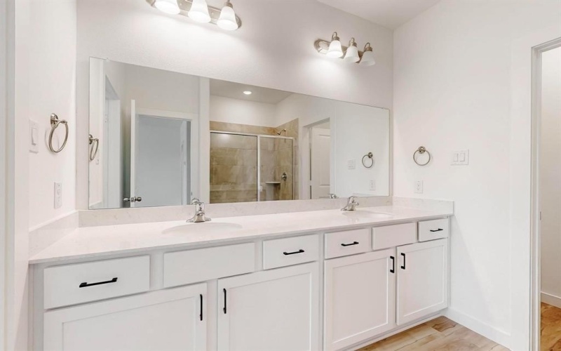 1836 Summer Aura, Mesquite, TX 75181, 3 Bedrooms Bedrooms, ,2 BathroomsBathrooms,Residential,For Sale,1836 Summer Aura,20962845