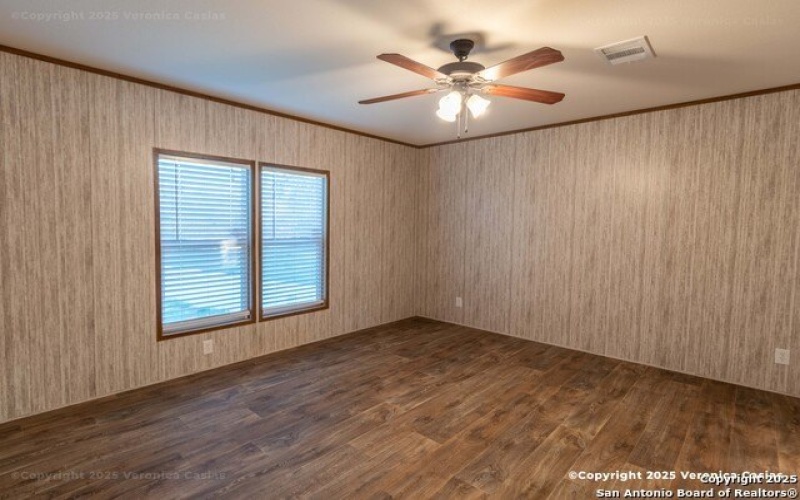 336 County Rd 6846, Lytle, TX 78052, 3 Bedrooms Bedrooms, ,2 BathroomsBathrooms,Residential,For Sale,336 County Rd 6846,0,1873813